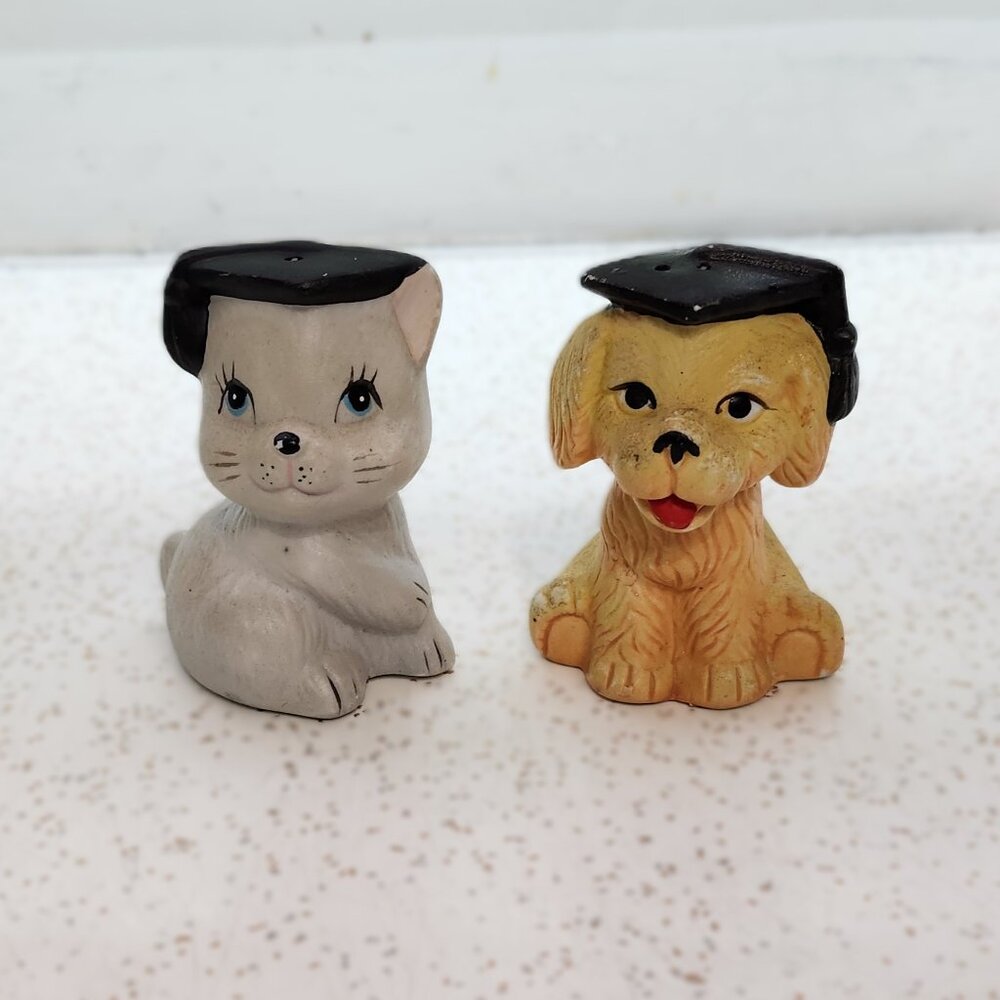 Vintage Graduate Dog & Cat Salt & Pepper Shaker set